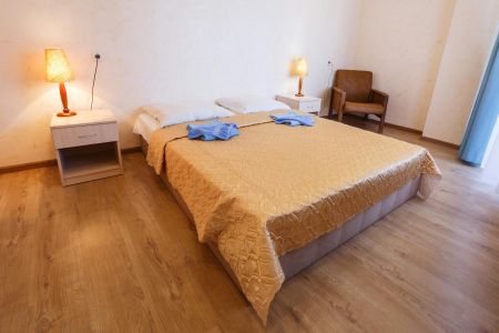 "ДЖУНИОР СЮИТ" 2-комнатный 2-5 этаж, Юг/Север (Спальный корпус №2)