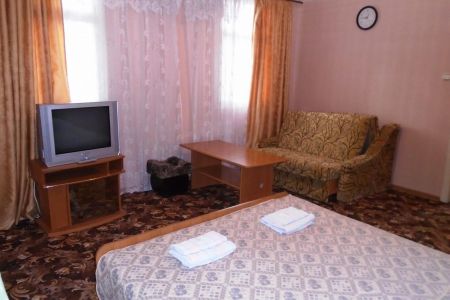 1 категория "КОМФОРТ" 1-комнатный (Домики с удобствами)